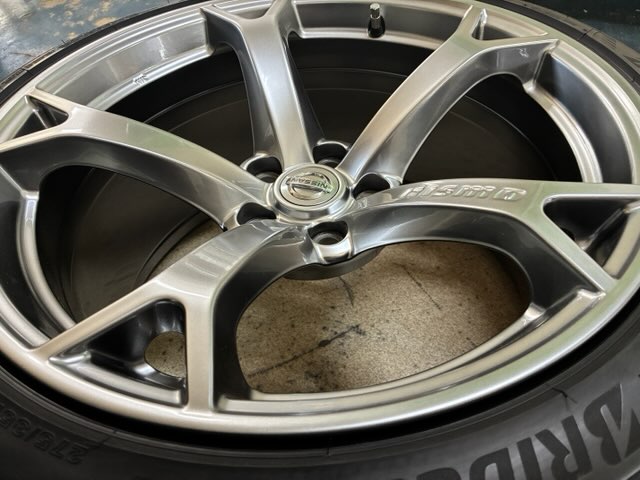 完売)(中古ホイール 中古タイヤ) 極上品 軽量 鍛造フェアレディZ Z34